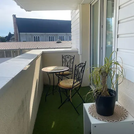 Joli Vue Pyrenees Apartment *